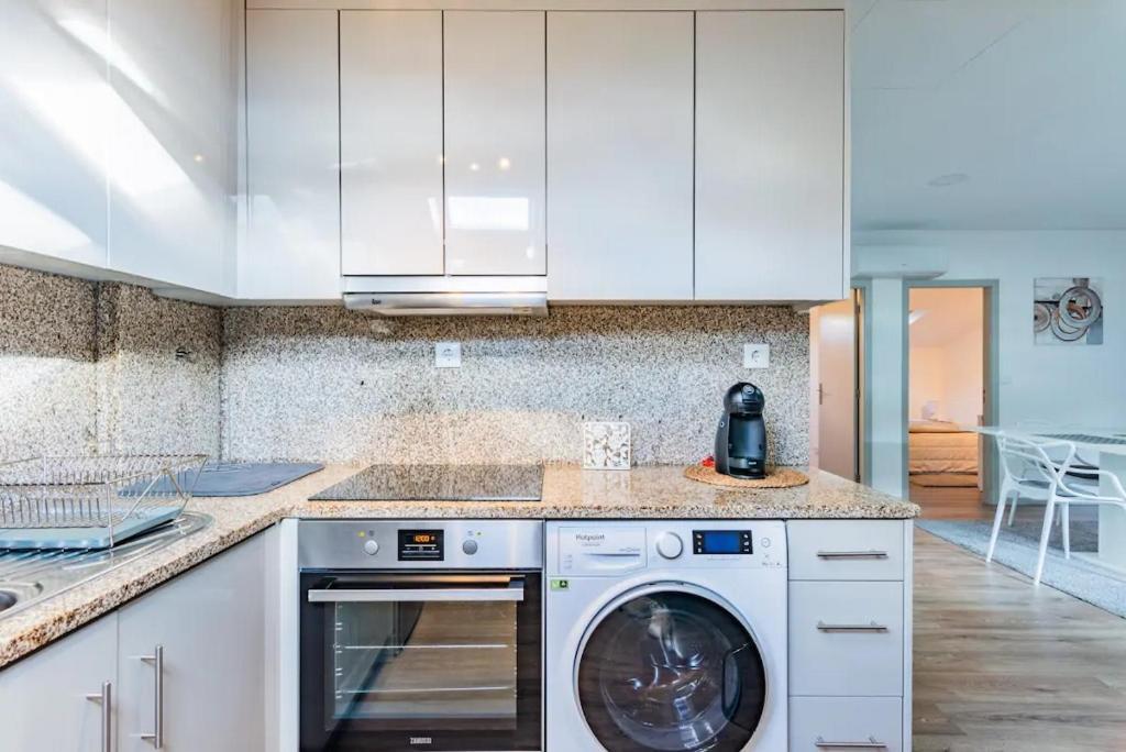 Imperial Apartment 1, 2 E 3 Брага Екстериор снимка